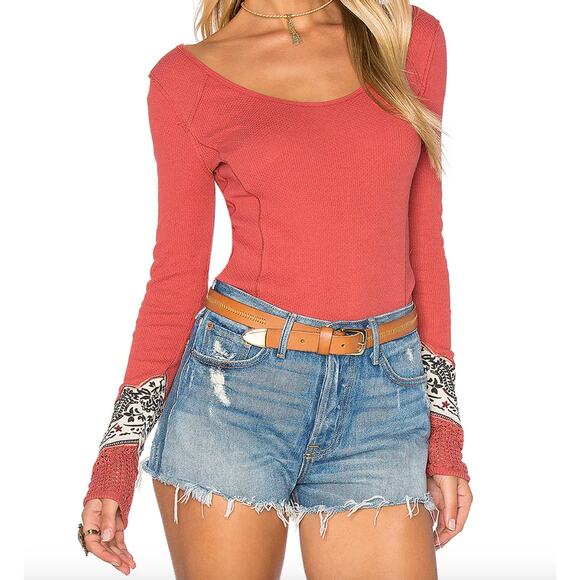 Free People Tops - Free People Red Long Sleeve Waffle Knit Cotton Blend Bandana Cuff Top Sz L NEW
